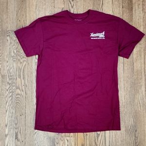 Landmark 1850 T shirt unisex M Maroon